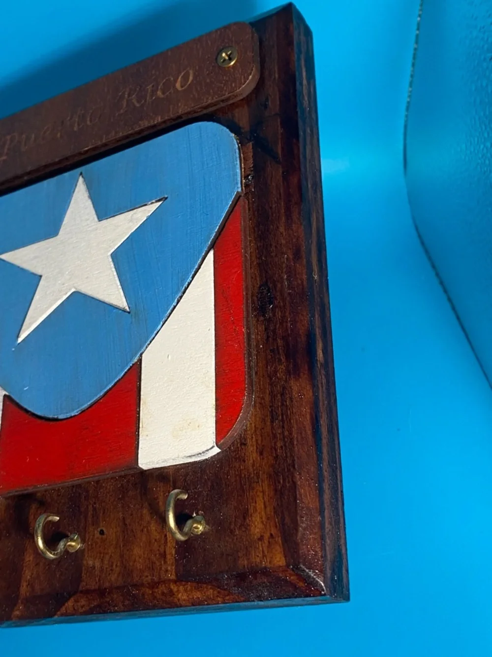 Vintage Handmade Wooden Puerto Rico Flag Key Holder